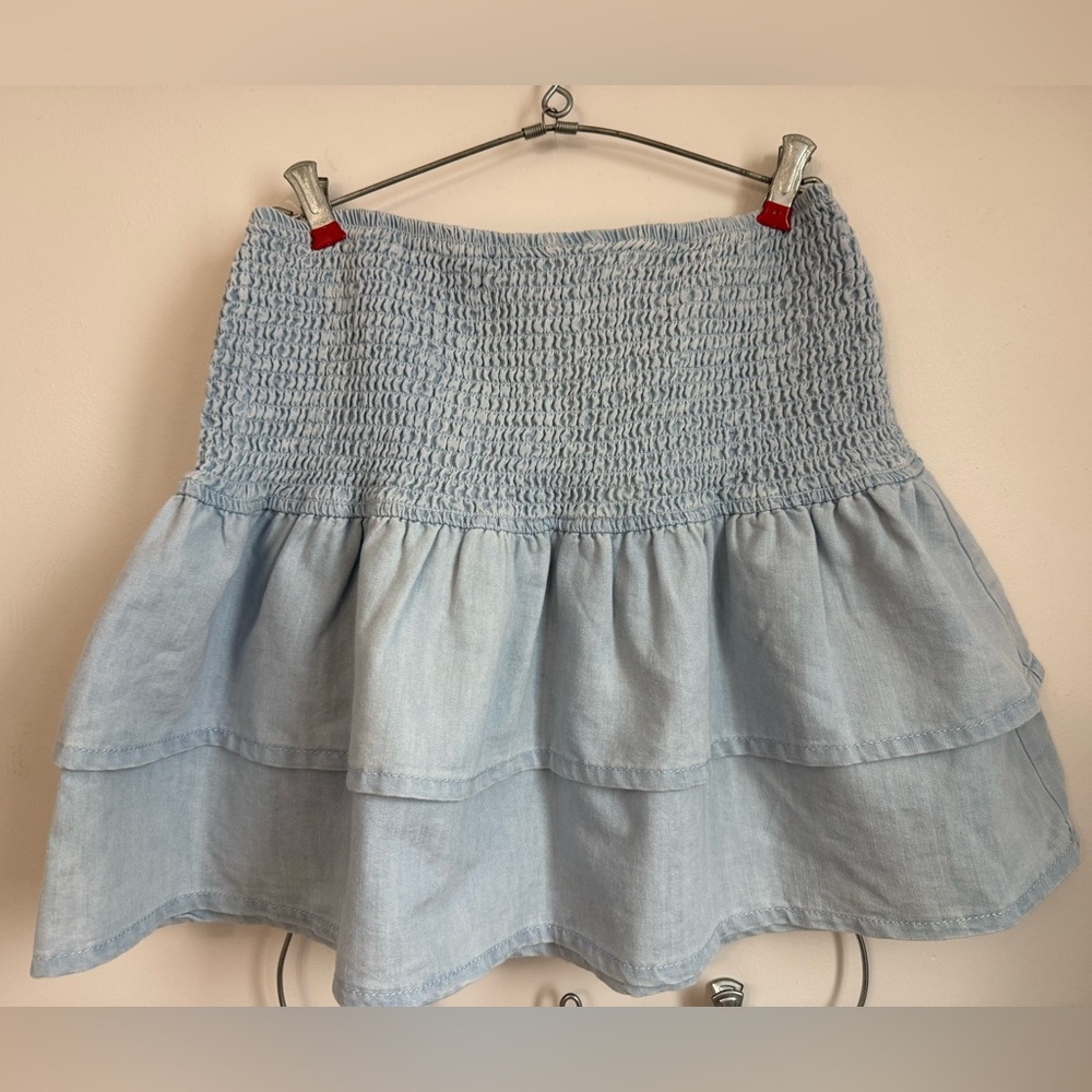H&M women’s light Blue denim Smocked Tiered Mini Skirt